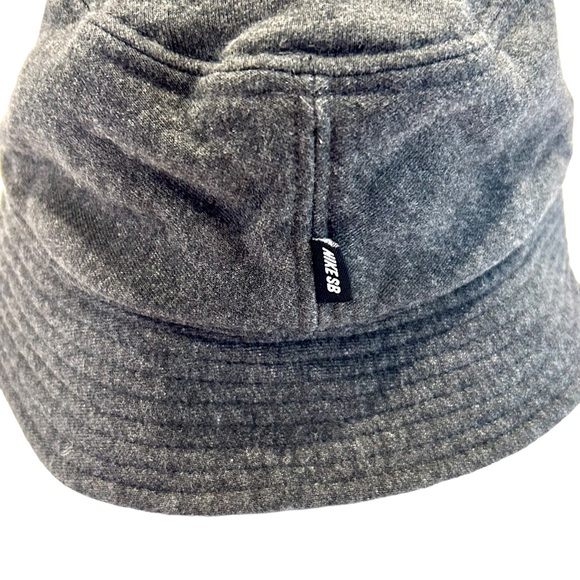 Nike Skateboarding Gray Bucket Hat M/L - Picture 6 of 9
